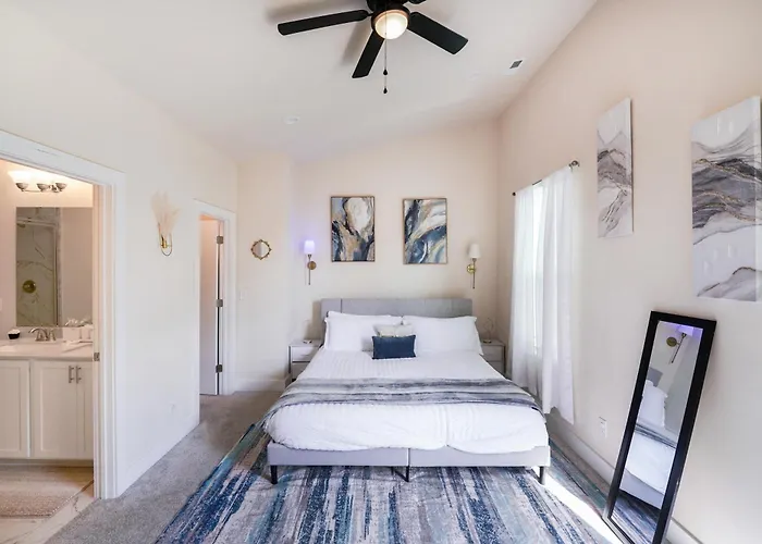 Elegant 3Br Home Family & Business Friendly Near Downtown With Free Parking, Wfh, & Wi-Fi